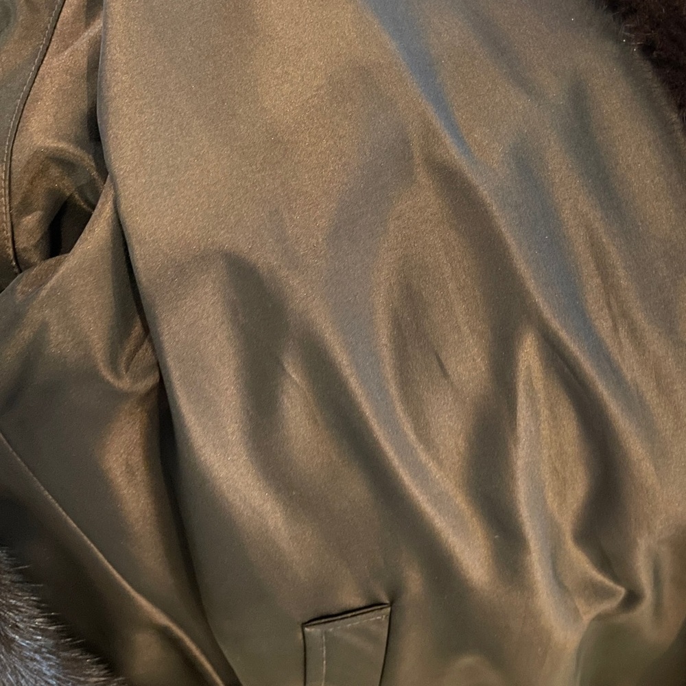 Genuine Sitka reversible fur coat. Details of fur company in pictures. - Picture 4 of 6